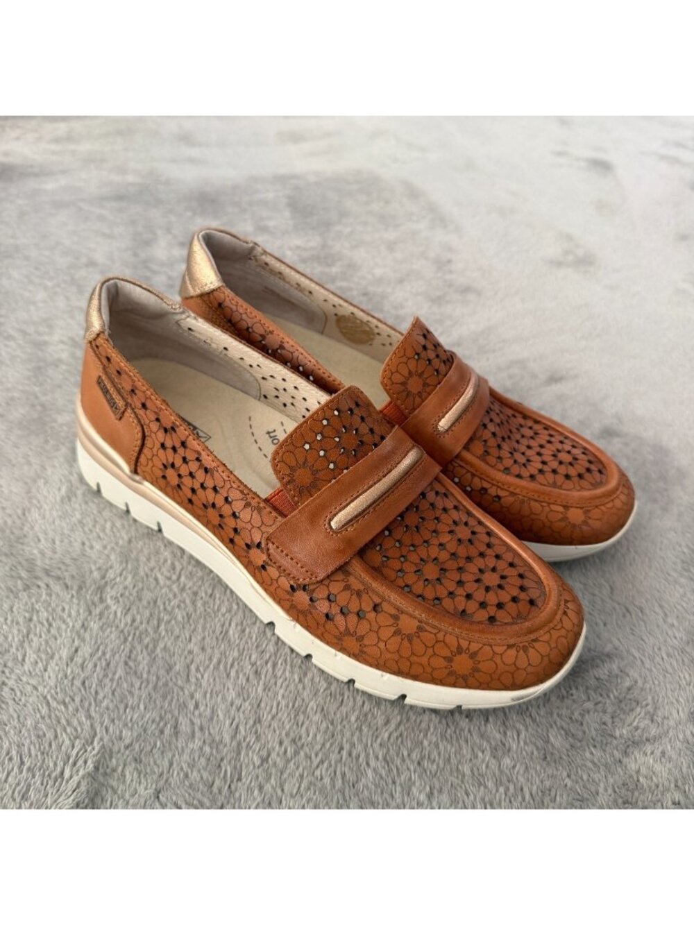 Pikolinos Oviedo Brown Perforated Slip On Loafers Shoes Womens 38 US 7.5 8